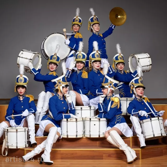 Шоу барабанщиц DRUMBEAT — барабанное шоу