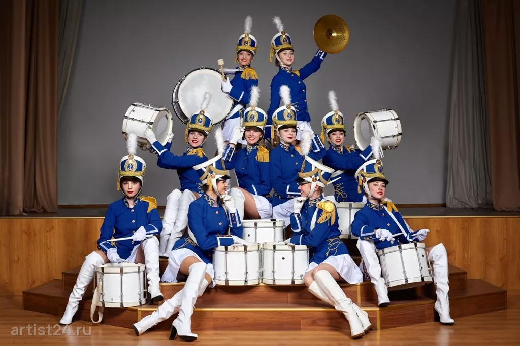 Шоу барабанщиц DRUMBEAT — барабанное шоу