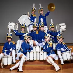 Шоу барабанщиц DRUMBEAT