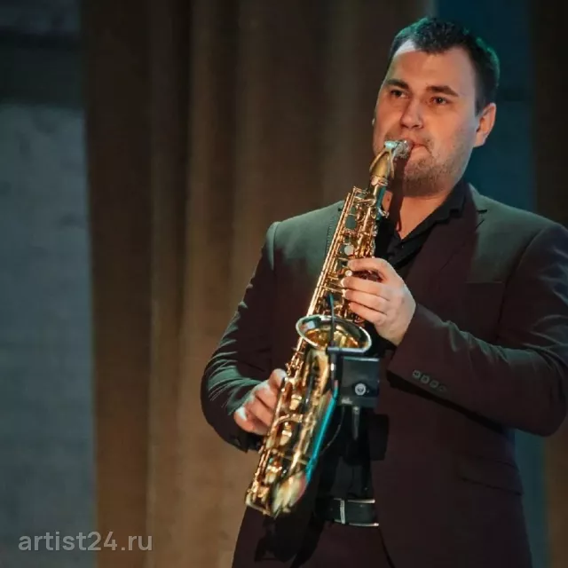 Саксофонист Игорь Воробьёв — саксофонист