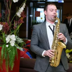 Саксофонист Александр Шершов