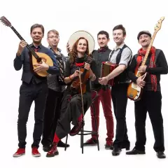 Фолк-группа Street Fiddlers
