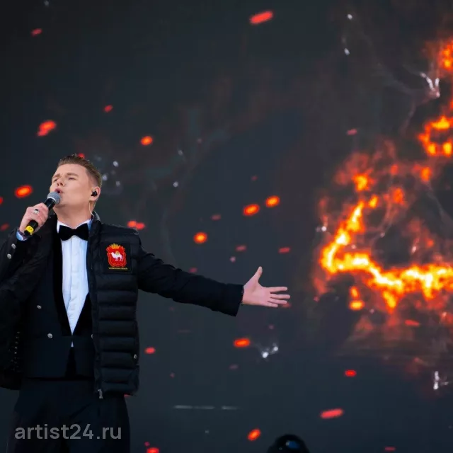 Вокалист Алексей Ковин — вокалист