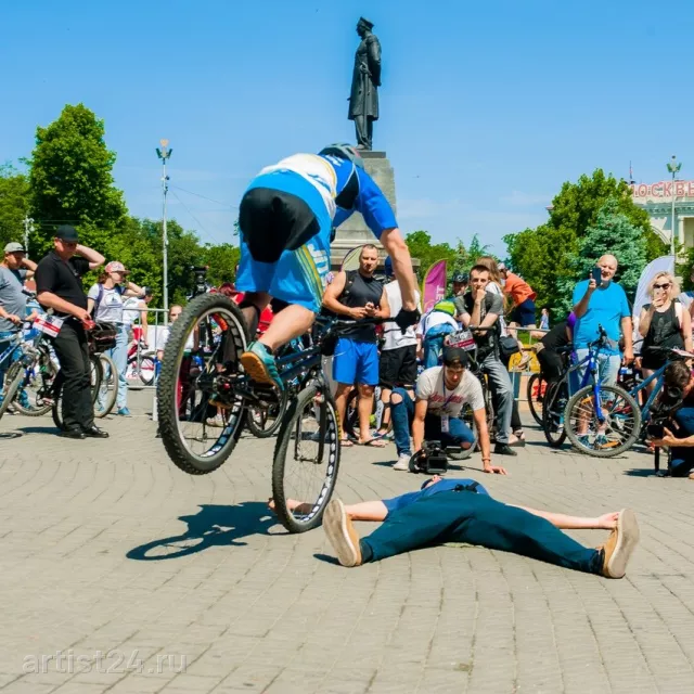 Велошоу TRIALXSHOW — цирковой артист, фото 3