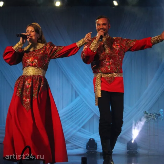 Вокальное трио Астера — вокалист