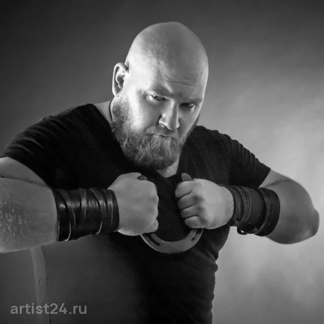 Силовое шоу Юрия Алехина — цирковой артист, фото 3