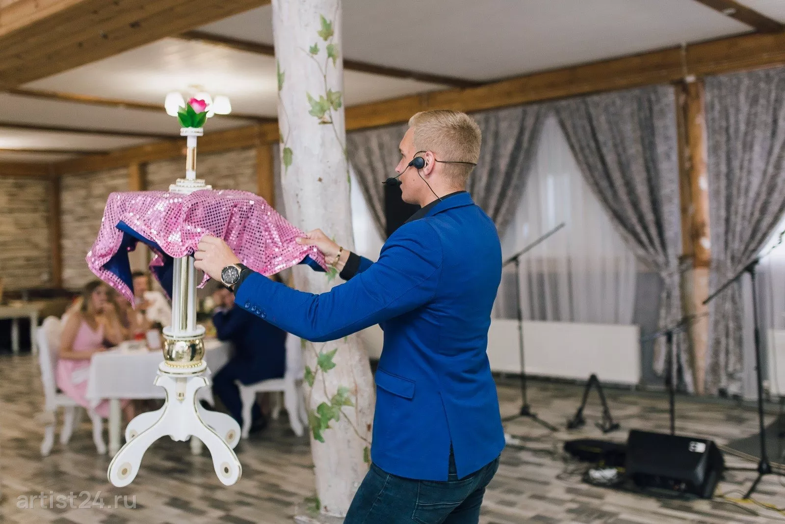 Фокусник Дмитрий Сладков — фокусник