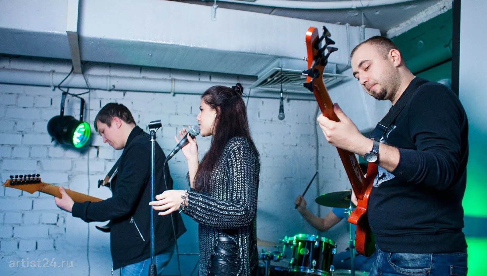 Кавер-группа M2 MusicBand — кавер-группа