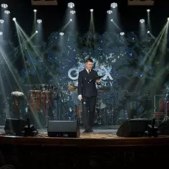 Ведущий Антон Бянкин