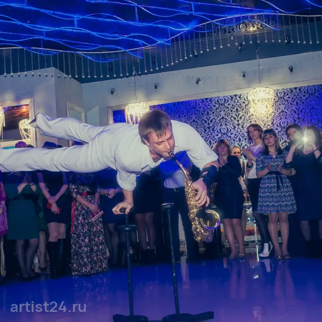 Цирковой дуэт Art of Fly — цирковой артист