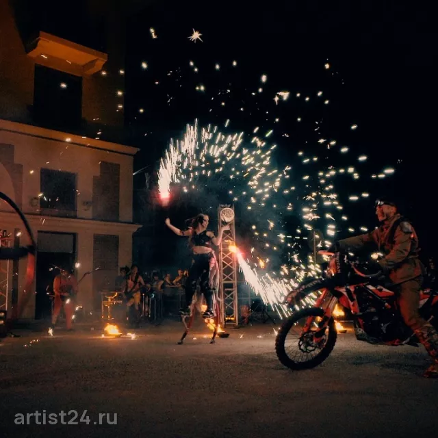 Фаер-шоу Виктора Татаржинского — световое шоу, фото 5