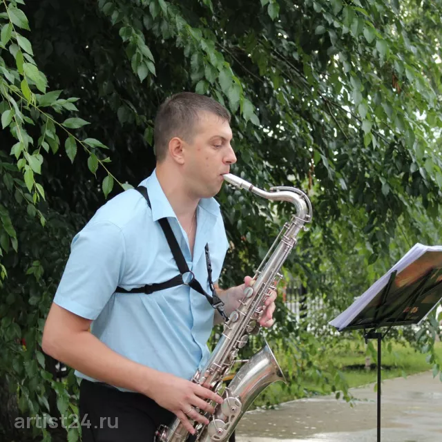 Саксофонист Иван Панкрушин — саксофонист