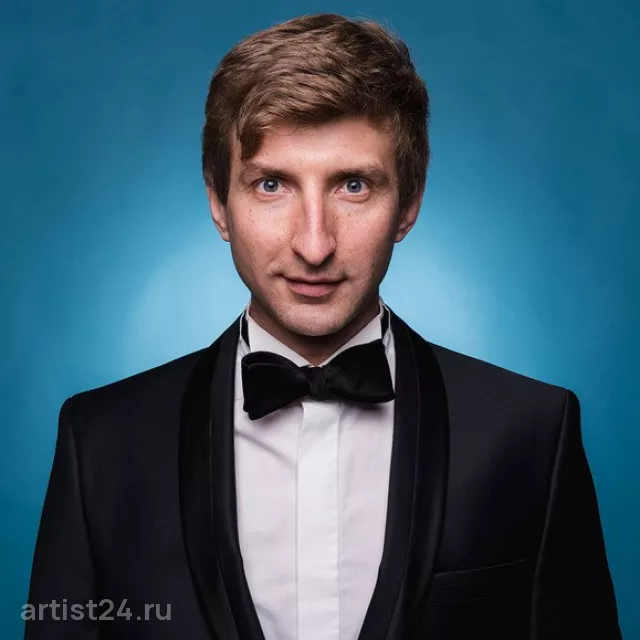 Ведущий Георгий Лукин — ведущий