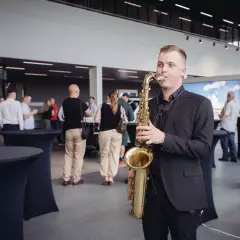 Саксофонист Николай Вьюниченко