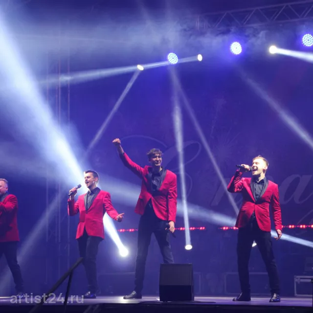 Вокальный ансамбль Victory Band — вокалист
