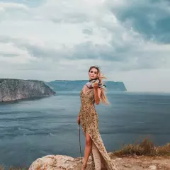 Скрипачка Ника Меловио