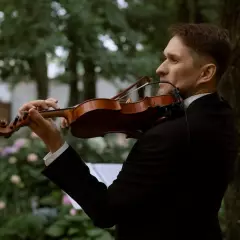 Скрипач Аркадий Неугасимов