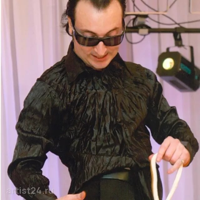 Фокусник Дмитрий Сергунин — фокусник