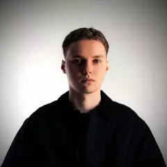 By Индия
