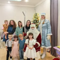 Дед Мороз и Снегурочка Сергея Скорохода