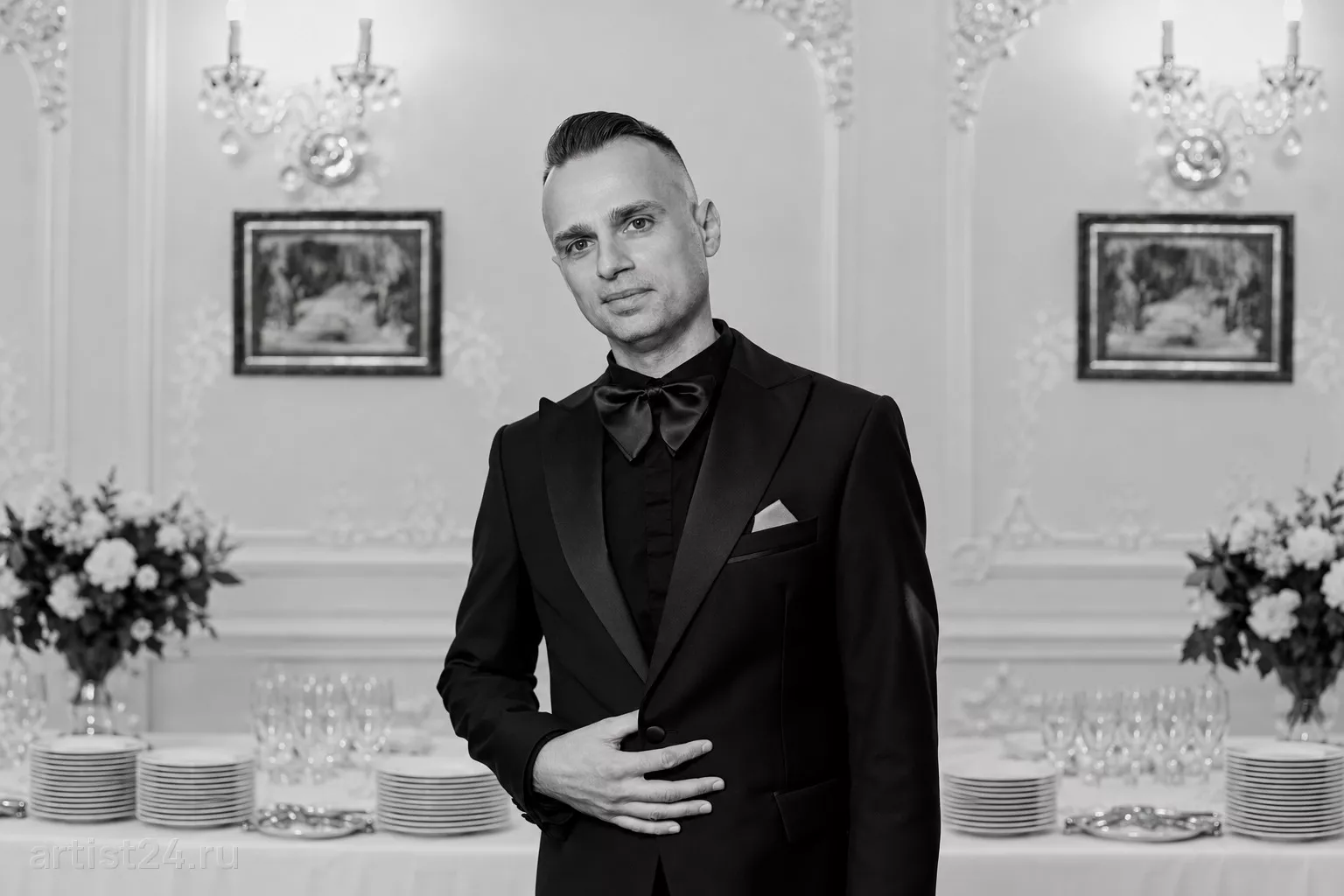 Ведущий Сергей Яковлев — ведущий