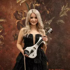 Скрипачка KATALINA