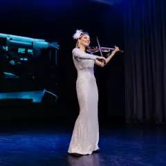 Электроскрипачка Янина Солнечная