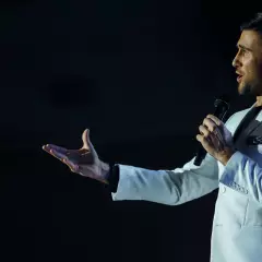 Вокалист ILLIO (Илья Акопян)