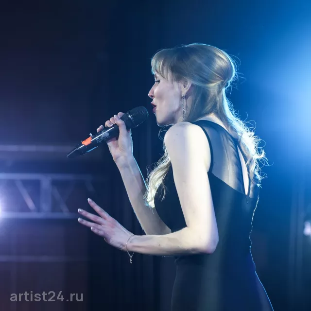 Вокалистка Анна Гашнева — вокалист, фото 2