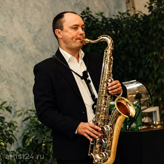 Саксофонист Филипп Кривченко — саксофонист