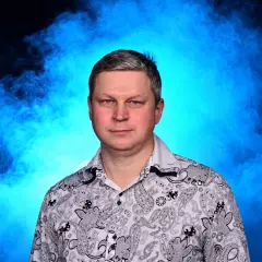 Пианист Илья Сандалов