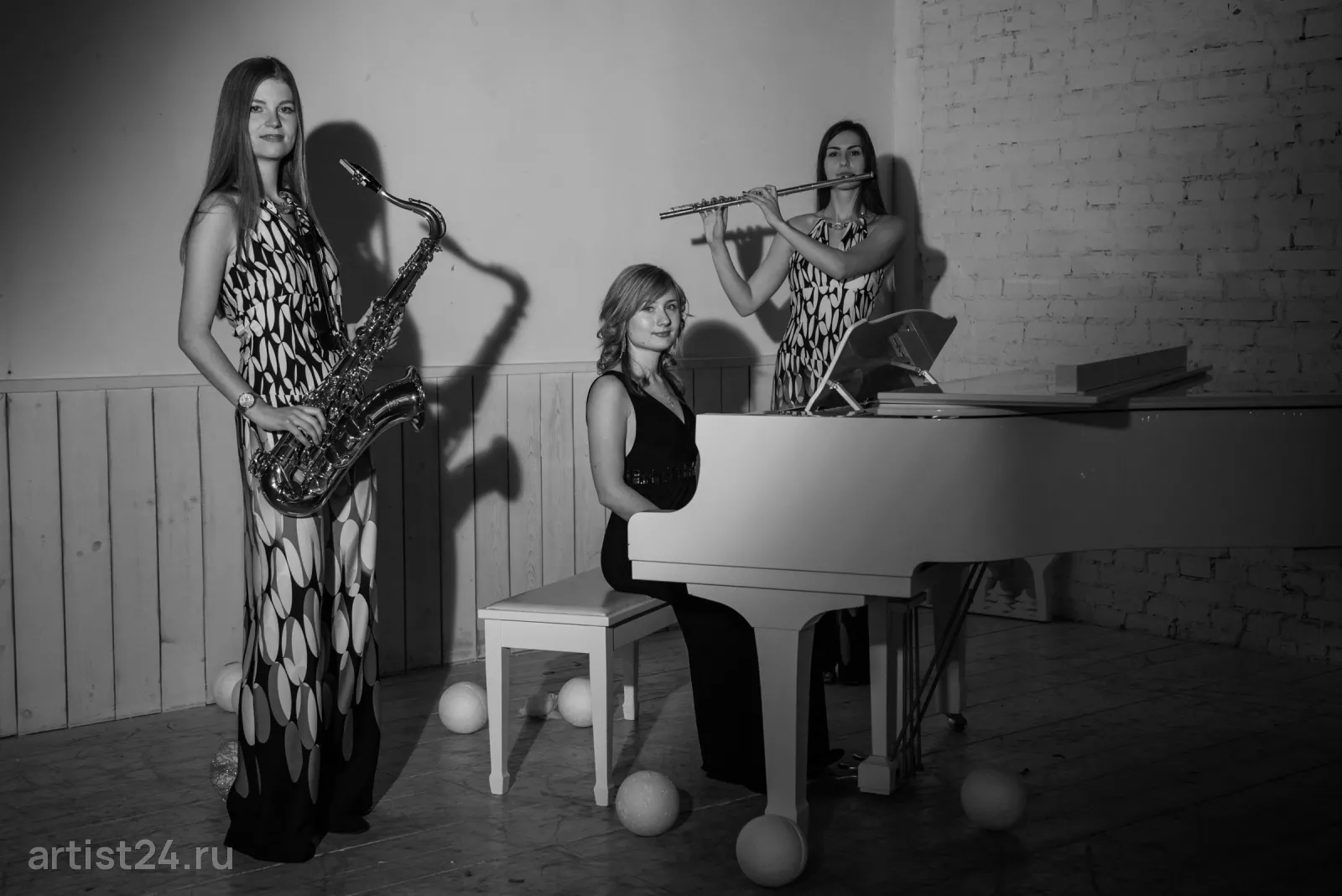 Группа «Skyfall cover band» — кавер-группа