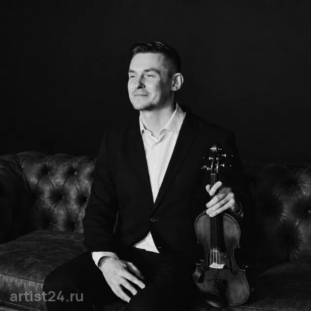 Скрипач Антон Соколов — скрипач