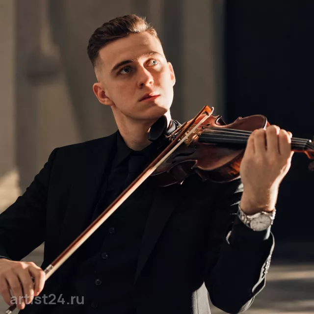 Скрипач Глеб Горбатовский — скрипач