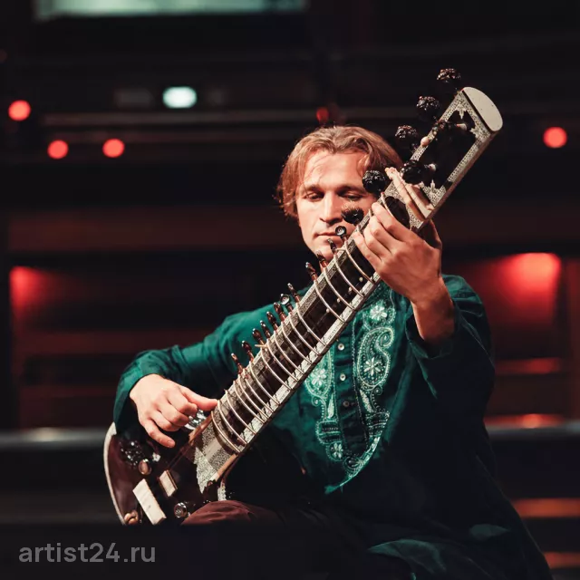 Ситарист Степан Христанов — музыкант