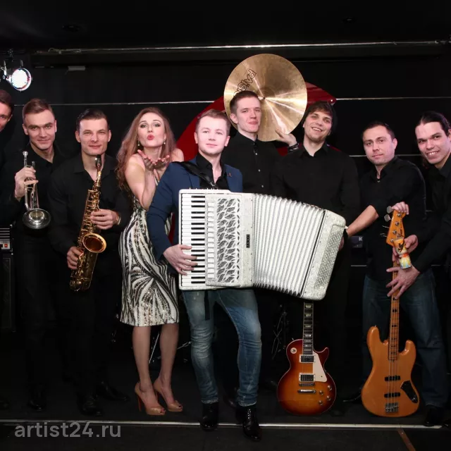 Кавер-группа Martinos Cover Band — кавер-группа