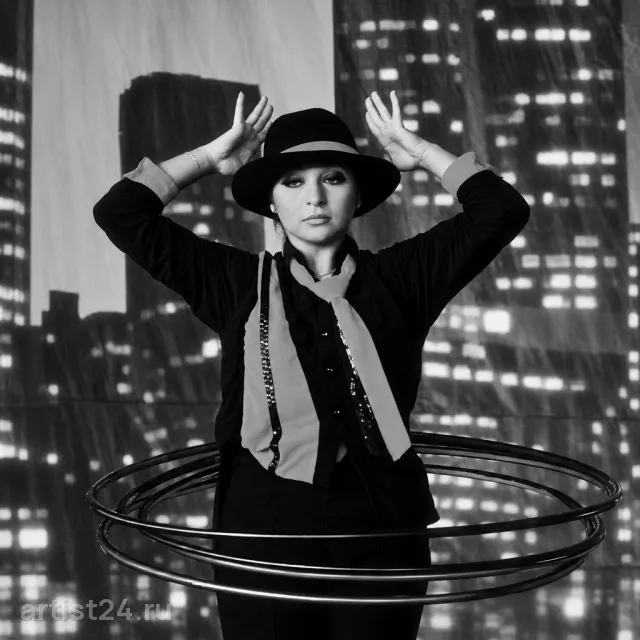 Цирковая артистка Александра Левицкая — цирковой артист