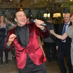 Ведущий Владимир Желонкин