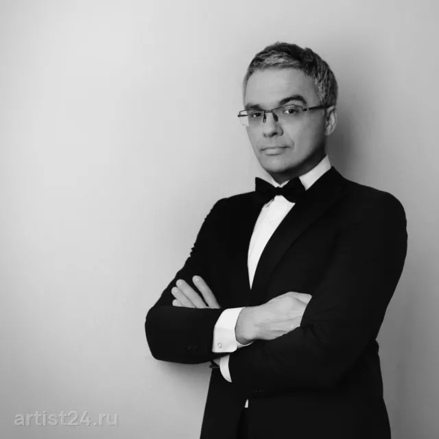 Ведущий Роман Будников — ведущий