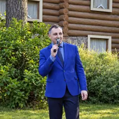 Ведущий Александр Голубков