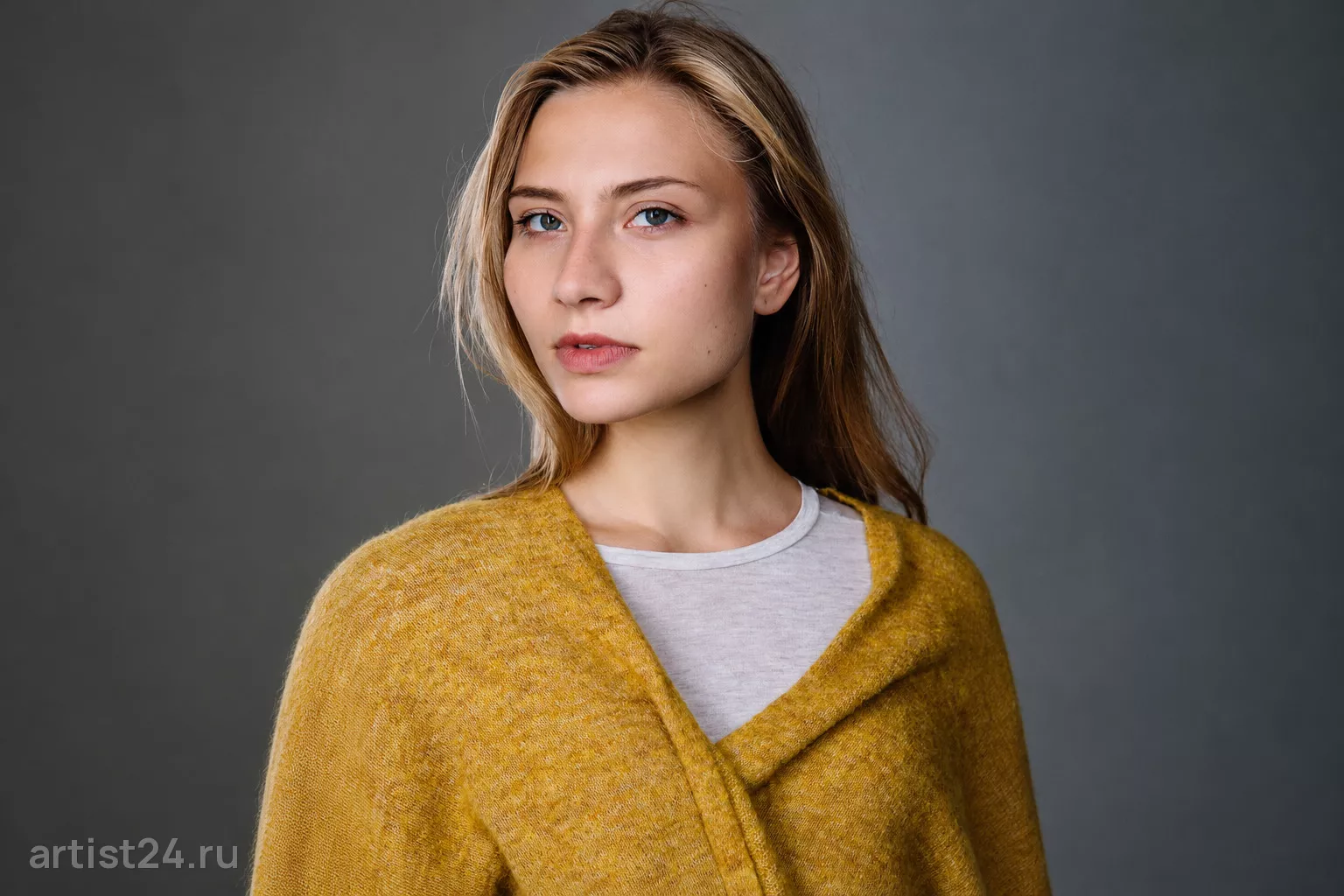 Ведущая Мария Павлова — ведущий