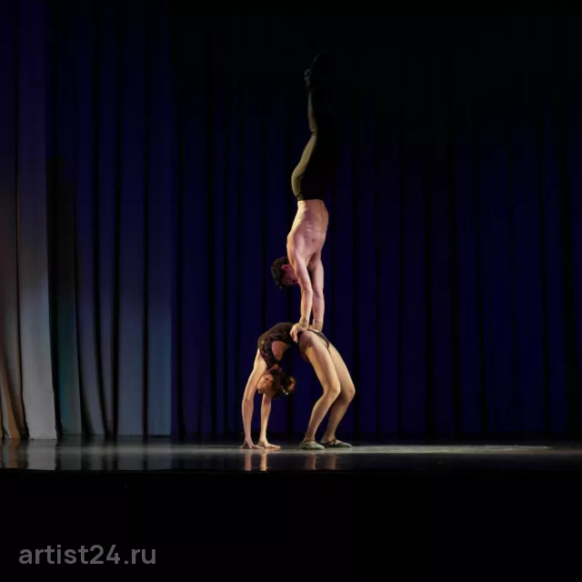 Акробатический дуэт Duo Grace — цирковой артист