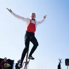 Жонглёр Руслан Шамшадинов