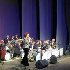 Джазовая певица Светлана Панова