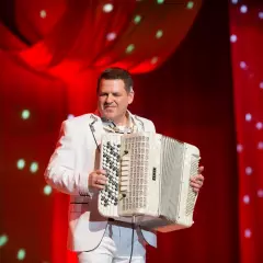 Баянист Сергей Ситников