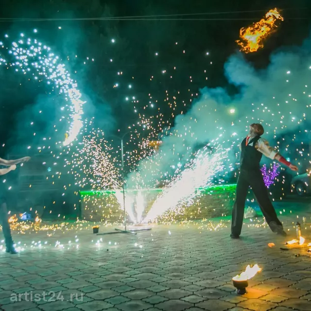 Театр огня Кано — световое шоу, фото 3