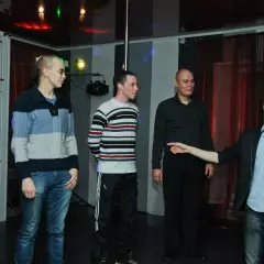 Ведущий Александр Остряков