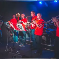 Кавер-группа Street Brass Band