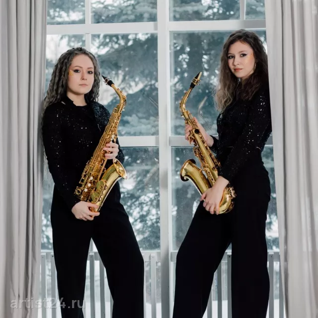 Дуэт саксофонисток Golden — саксофонист, фото 3