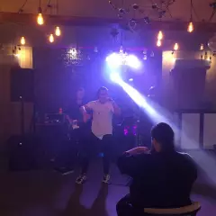 Диджей Роман Бузмаков